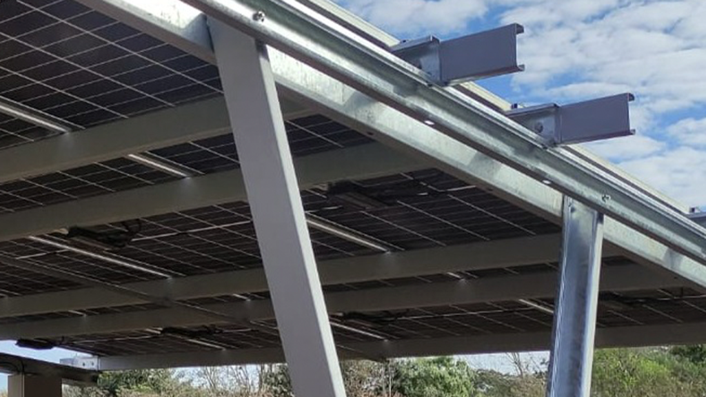 Estrutura para Carport Solar SSM.